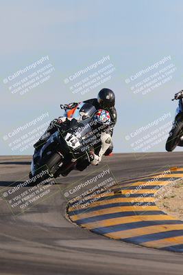 media/Dec-15-2023-Apex Assassins (Fri) [[91f19fb1c7]]/Trackday 1/Session 4 (Turn 12)/